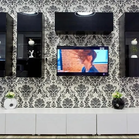 Apaetament Black&white Building Apartment Navodari