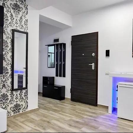 Apaetament Black&white Building Apartment *